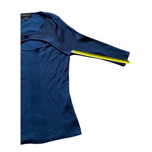 Lane Brayant Womens Ribbed Sweater Blue Chest Cut out Size 14/16 Feminine - Picture 3 of 9